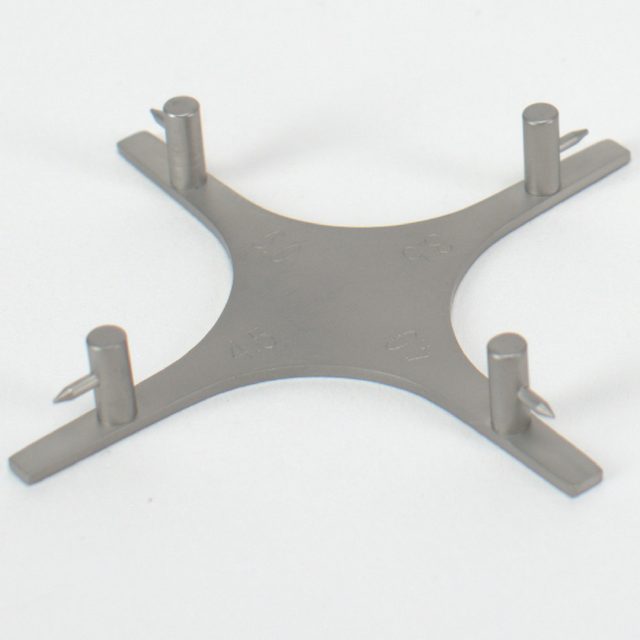 Bracket-Markierkreuz m. Metallspitzen St